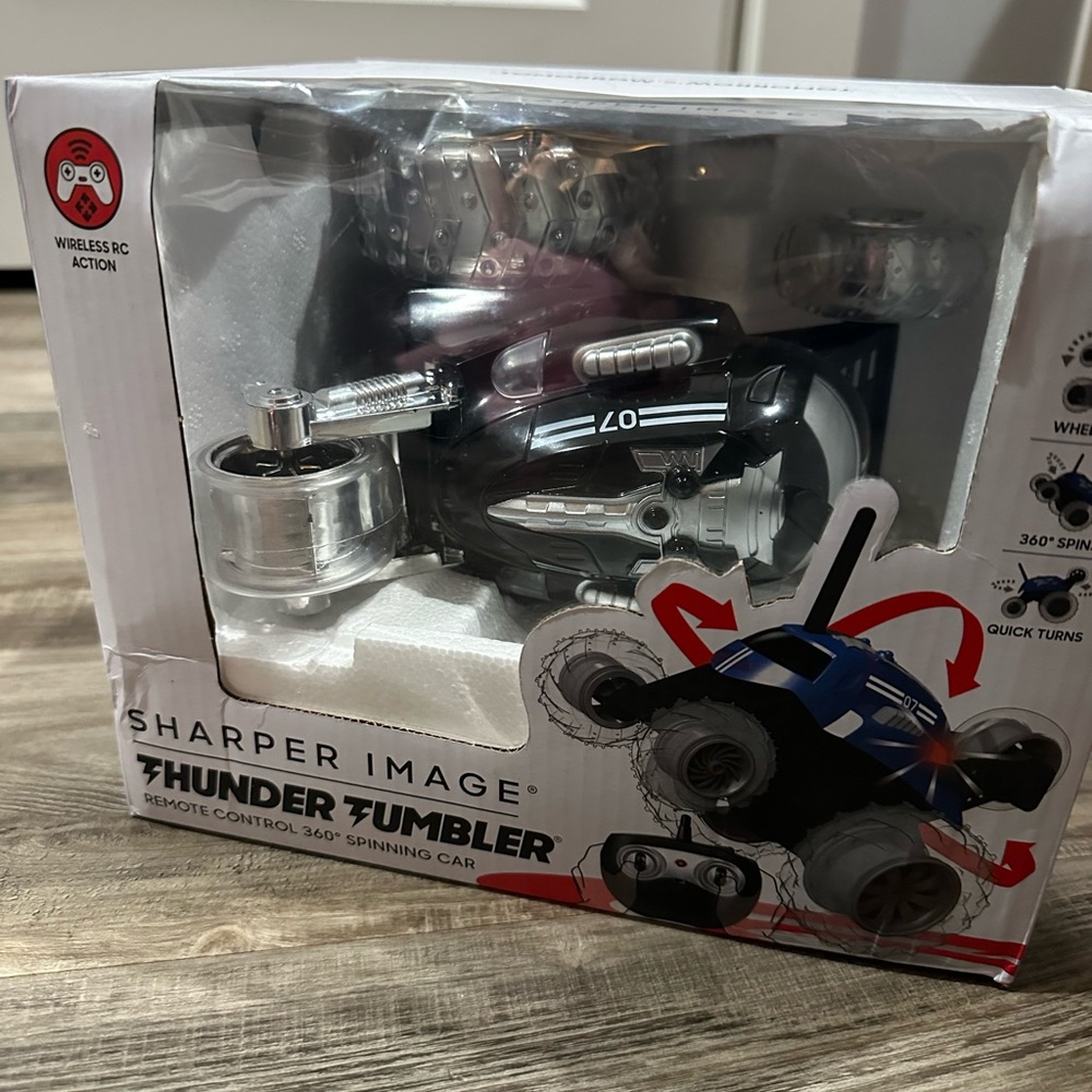 Sharper Image Thunder Tumbler RC Car – 360° Spinning – NIB